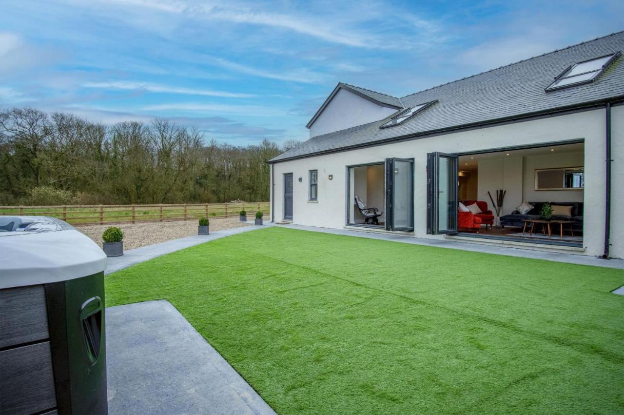 Kiln Park Farmhouse - 4 Bedroom Cottage - Narberth Eksteriør billede