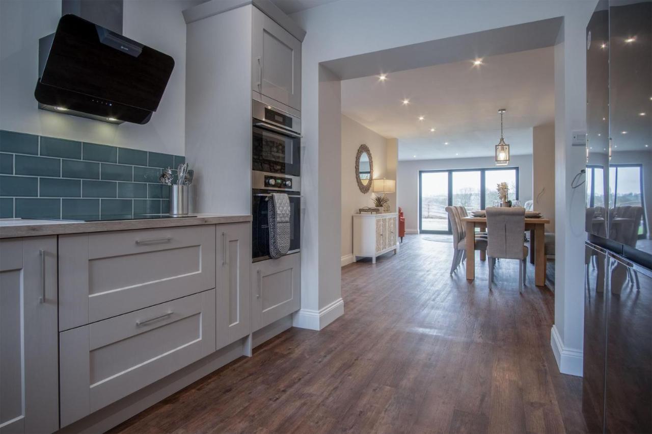 Kiln Park Farmhouse - 4 Bedroom Cottage - Narberth Eksteriør billede