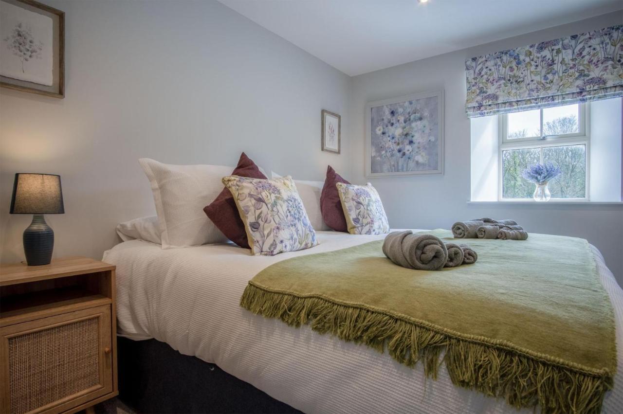 Kiln Park Farmhouse - 4 Bedroom Cottage - Narberth Eksteriør billede